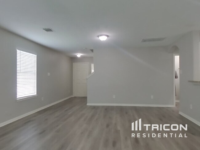 Building Photo - 21439 Jamals Way