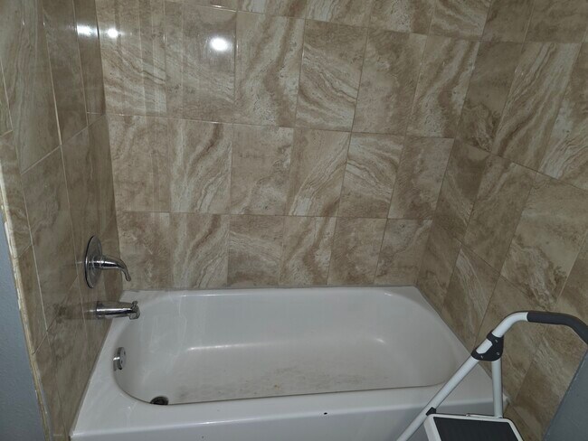 Foto del edificio - 2435 N 15th St