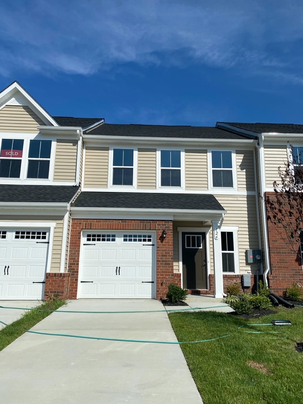 Primary Photo - 126 Bicameral Ln