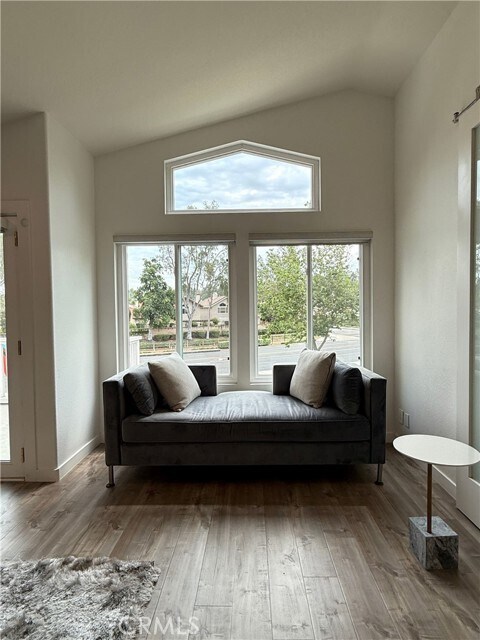 Foto del edificio - 8038 E Woodwind Ave
