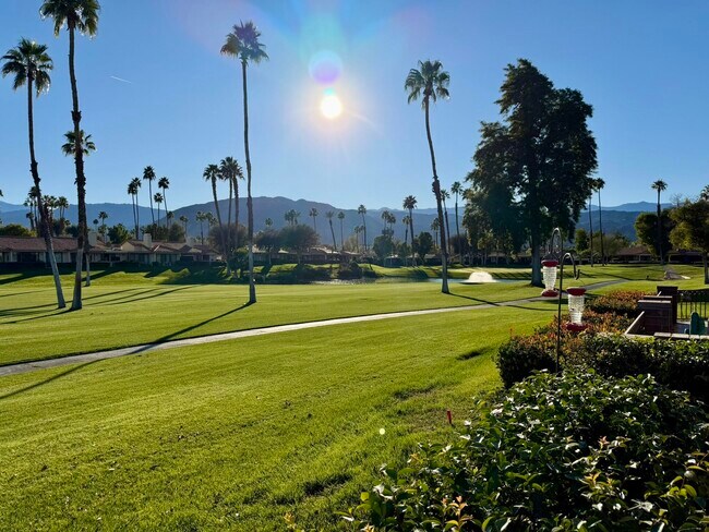 Foto del edificio - 177 Las Lomas