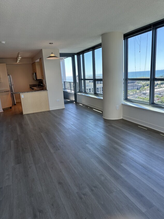 Photo - 1263 S Michigan Ave (Chicago, IL)