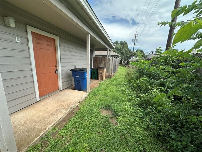 Building Photo - 12314 Abney Dr