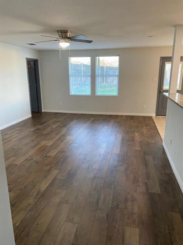 Foto del edificio - 2112 W Grove Ln