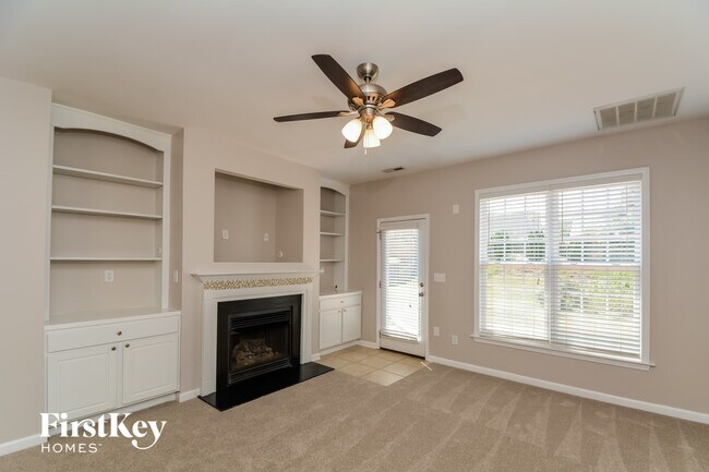 Foto del edificio - 136 Marino Pl