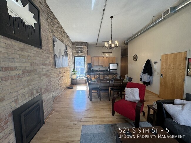 Foto del edificio - 523 S 9th St