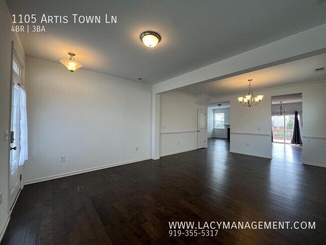 Foto del edificio - 1105 Artis Town Ln