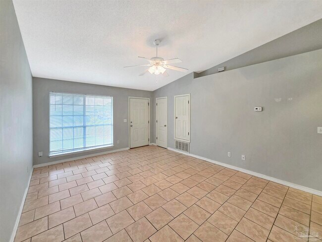 Foto del edificio - 3359 Green Briar Cir