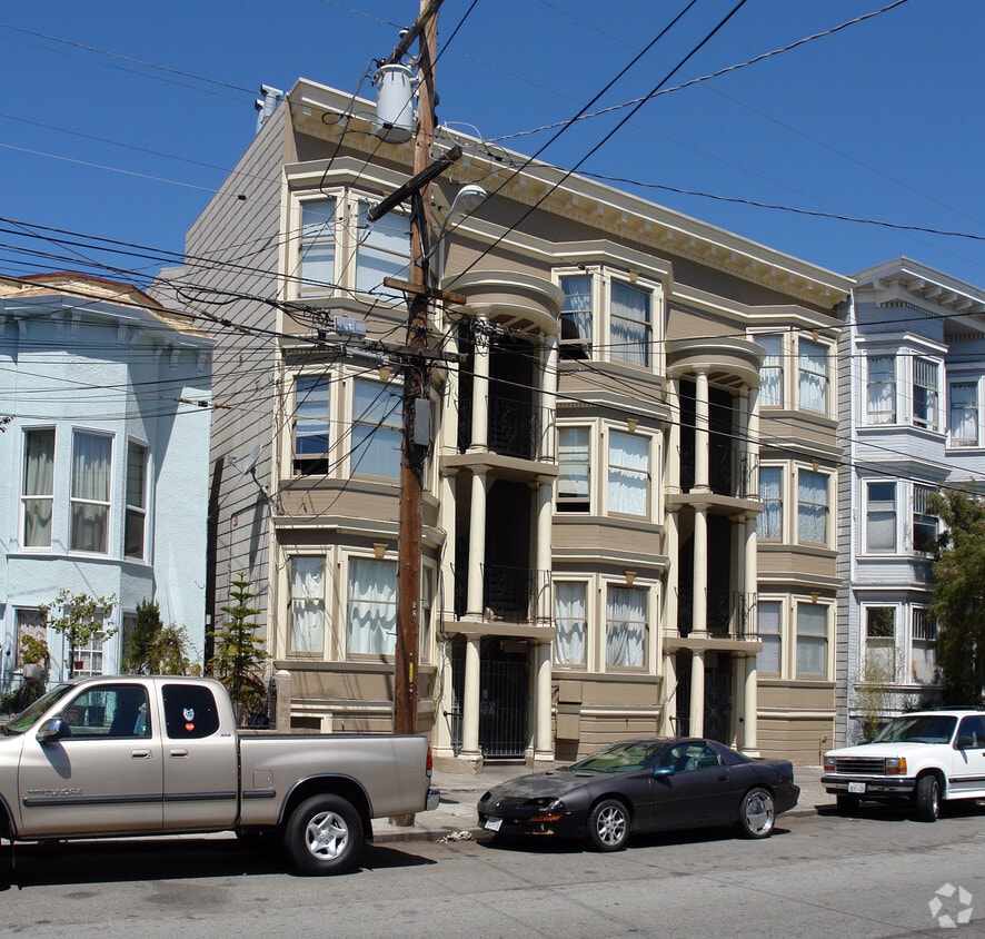 Primary Photo - 2870 Harrison St