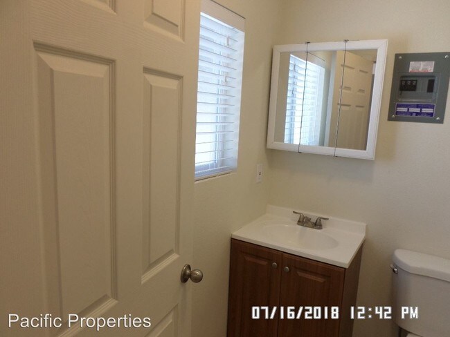 Foto del edificio - 1015 S A St