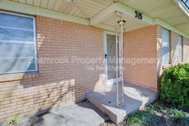 Foto del edificio - 315 Estates Dr