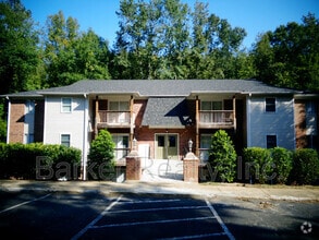 Building Photo - 201 E Ransom St