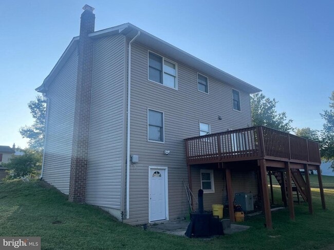 Building Photo - 9803 Gay Dr