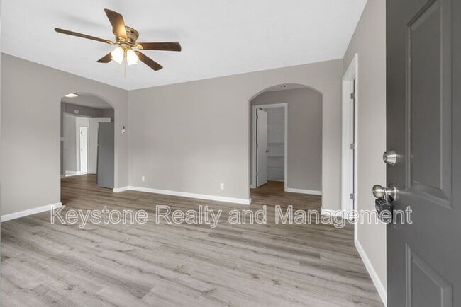 Building Photo - 103 Cayce Ave