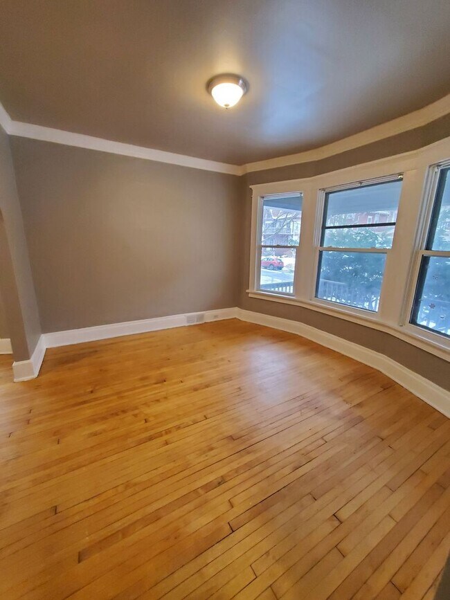 Foto del edificio - 2418-2420 N 40th St. (Duplex)