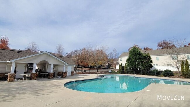 Foto del edificio - 213 Spring Gardens Drive