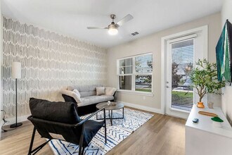 Building Photo - 12595 Windy Pointe Lp