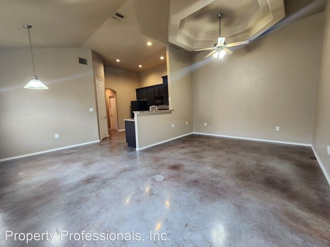 Building Photo - 3 br, 2 bath House - 228-A Anne Louise