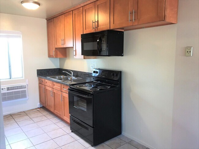 Foto del edificio - COMING SOON! Adorable studio in desirable Burbank area!