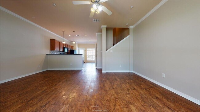 Building Photo - 305 Holleman Dr E