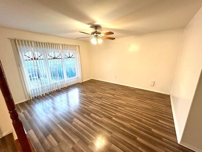 Building Photo - 5403 San Benito Dr