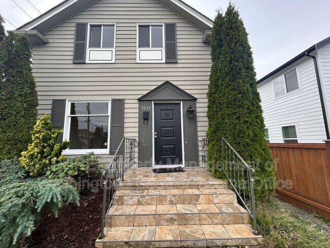 Building Photo - 3832 S Cushman Ave