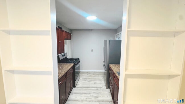 Building Photo - 127 Lebanon St