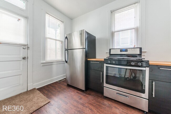 Foto del edificio - 3 br, 1 bath House - 751 Excelsior Street ...