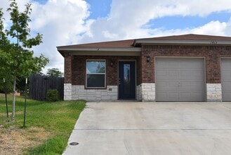 Building Photo - 1413 Pima Trail
