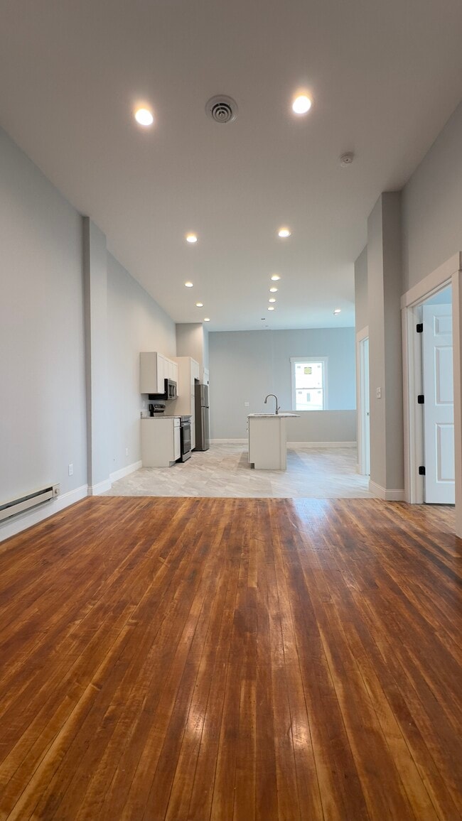 Building Photo - Downtown Rental Units