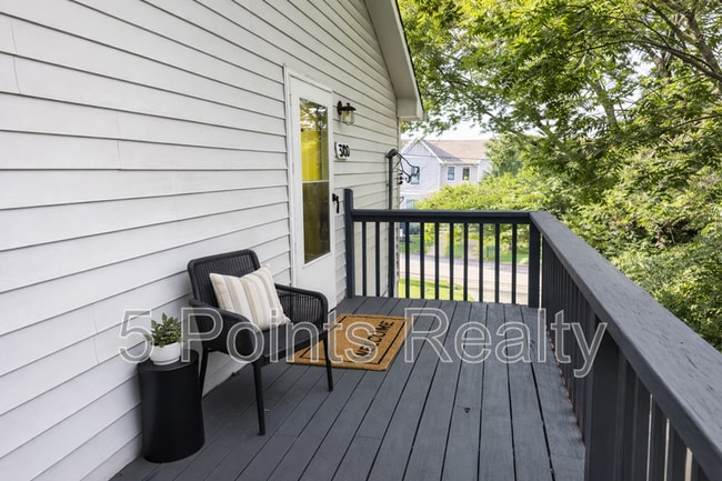 Foto del edificio - 308 Prince Ave