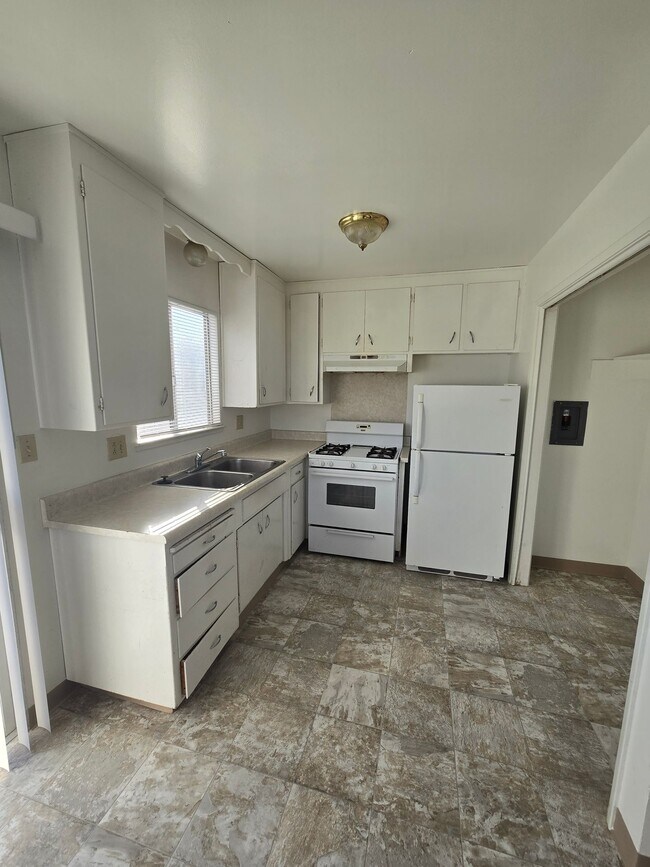 Foto del edificio - Charming 2 Bedroom/1 bathroom home