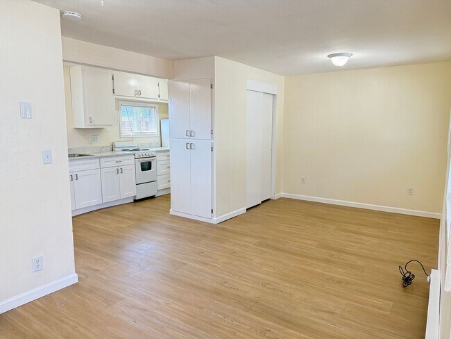 Foto del edificio - Updated Studio Apartment in Junction City!