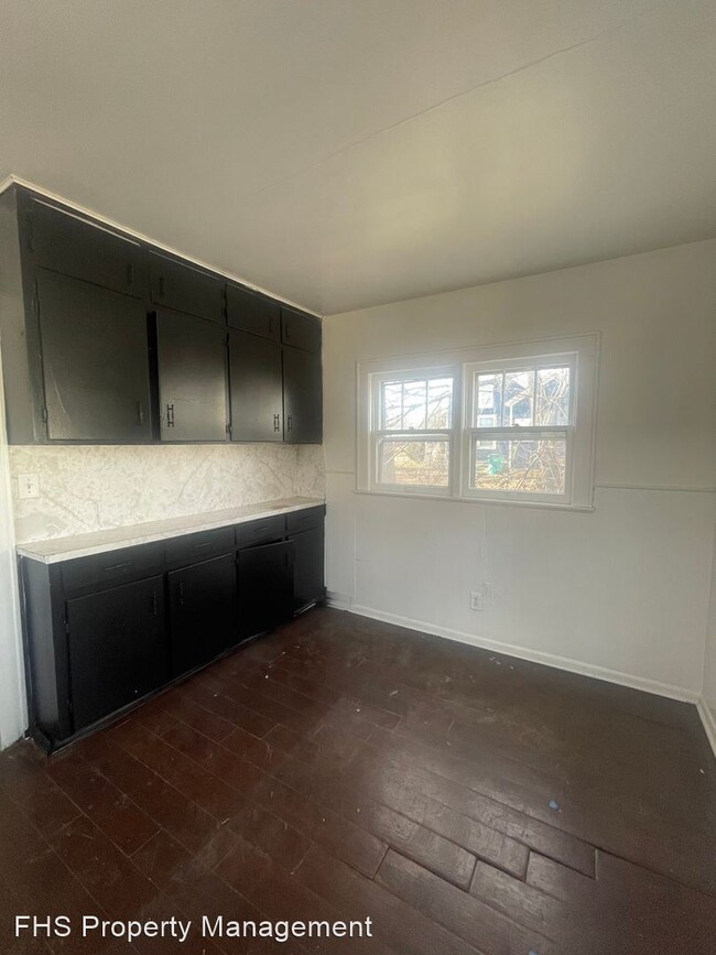 Foto del edificio - 2 br, 1 bath House - 815 E Locust