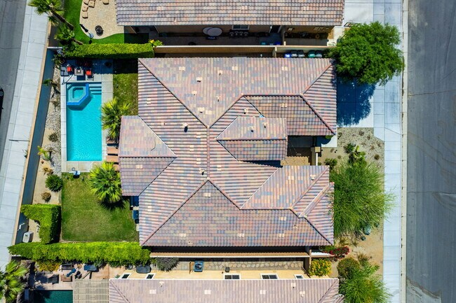 Foto del edificio - 74122 Encore Ln
