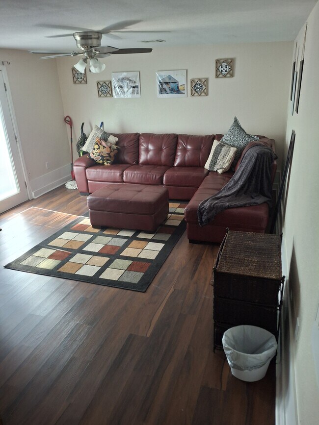 Building Photo - 5625 Canal Blvd