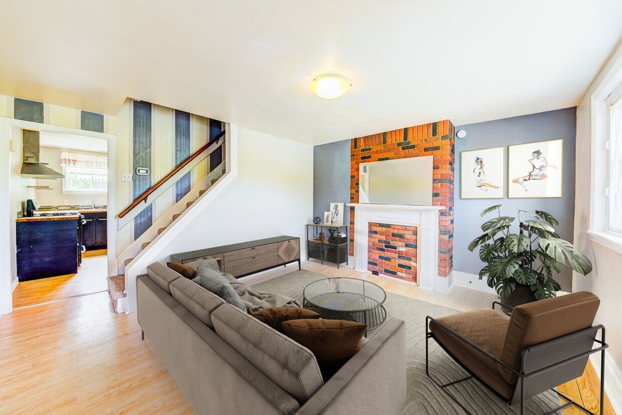 Available JUNE 2026 - Beautiful 3+ Bedroom Home w/ City Views! - Available JUNE 2026  - Beautiful 3+ Bedroom Home w/ City Views!