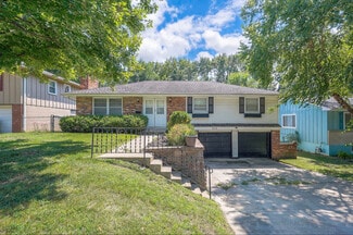 Building Photo - 505 E 90th Terrace