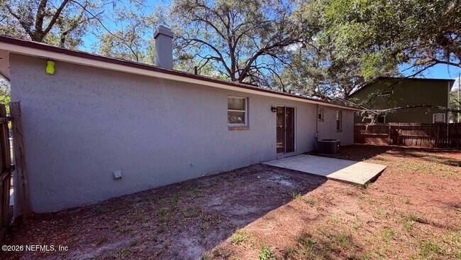 Foto del edificio - 4711 Cinnamon Fern Dr