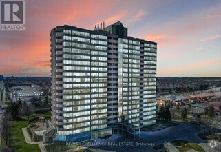 Building Photo - 700-700 Constellation Dr