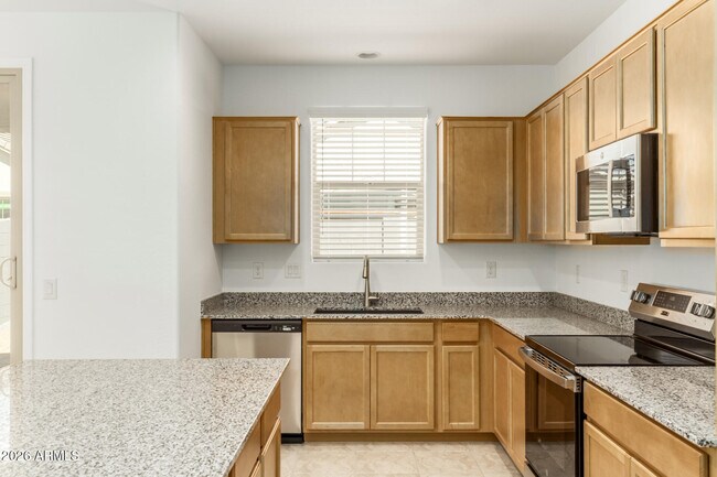 Foto del edificio - 10162 W Amelia Ave