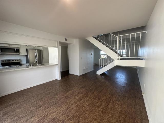 Foto del edificio - 859 Del Mar Downs Rd