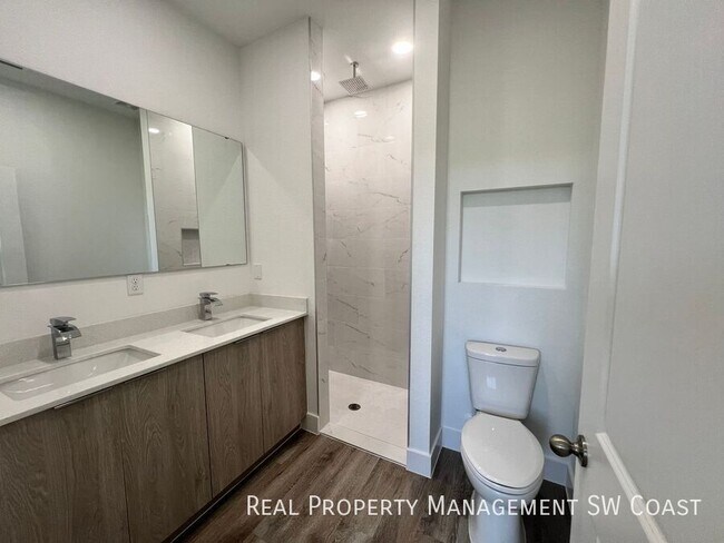 Foto del edificio - 1263 Hillcrest St E