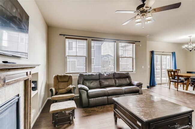 Building Photo - 7120 S Robertsdale Way
