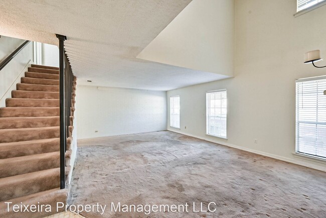 Building Photo - 2 br, 1.5 bath House - 2251 Spanish Trail
