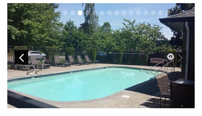 Foto del edificio - 8294 SW Pfaffle St