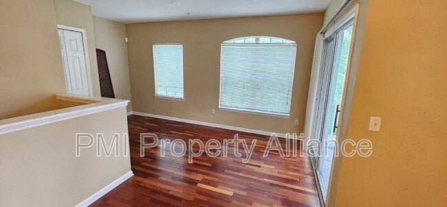 Building Photo - 4340 S Kirkman Rd