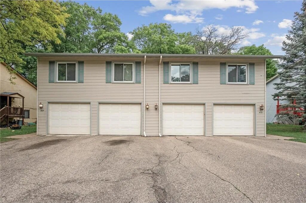 Foto principal - 419 Butler Ave E