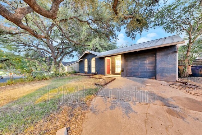 Building Photo - 907 Austin Highlands Blvd