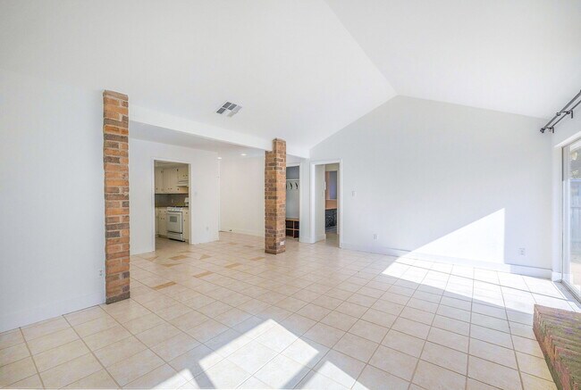 Foto del edificio - 2201 Singletree Ave